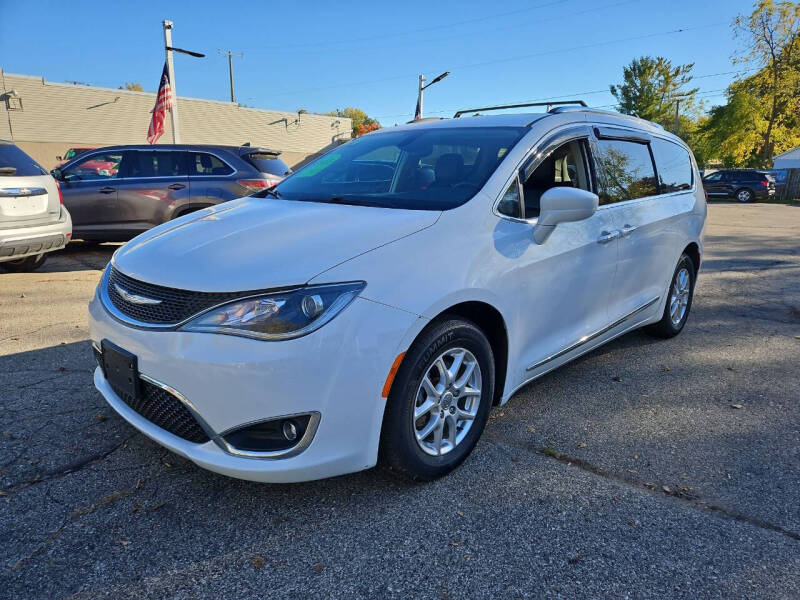 2020 Chrysler Pacifica Touring L