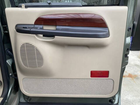 2005 Ford Excursion Eddie Bauer