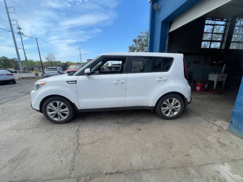 2015 Kia Soul +