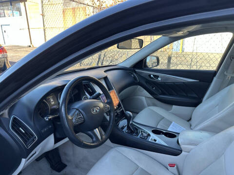 2015 Infiniti Q50 Premium