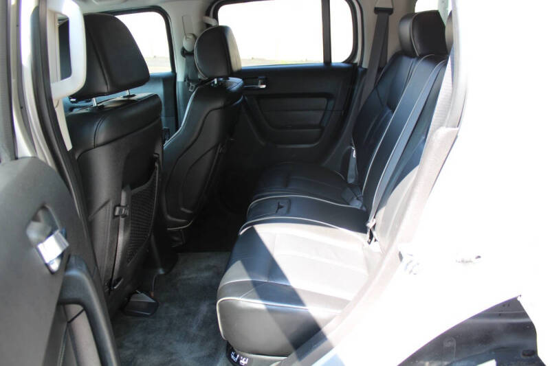 2007 HUMMER H3 Luxury