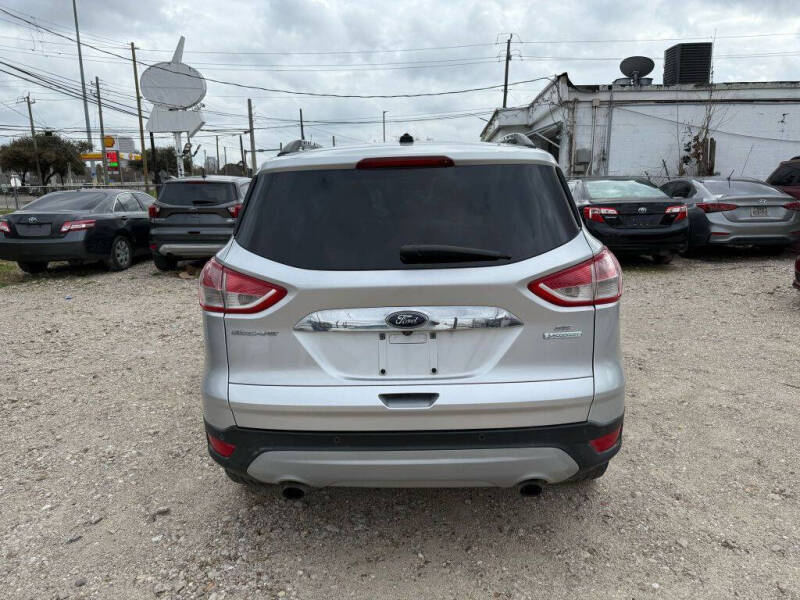2016 Ford Escape SE