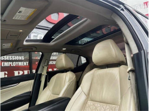 2017 Nissan Maxima Platinum