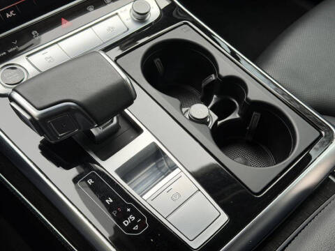 2022 Audi Q7 quattro Prestige 55 TFSI