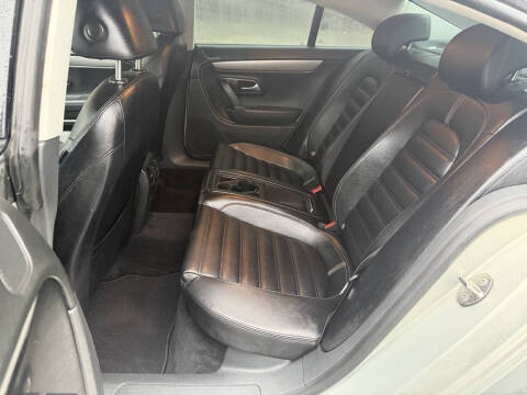 2009 Volkswagen CC Sport