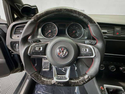 2017 Volkswagen Golf GTI SE