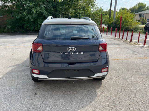 2022 Hyundai Venue SEL