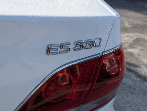 2005 Lexus ES 330