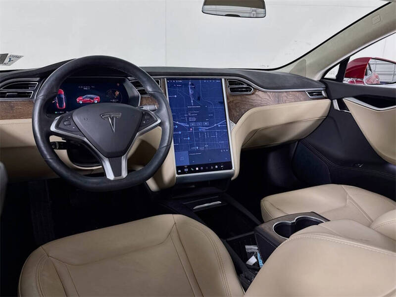 2016 Tesla Model S 75D