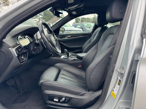 2019 BMW 5 Series 530i