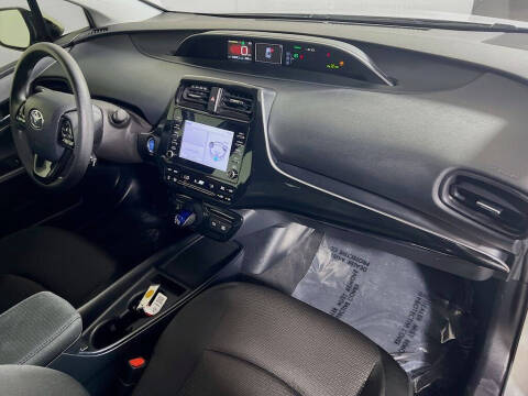 2020 Toyota Prius LE AWD-e