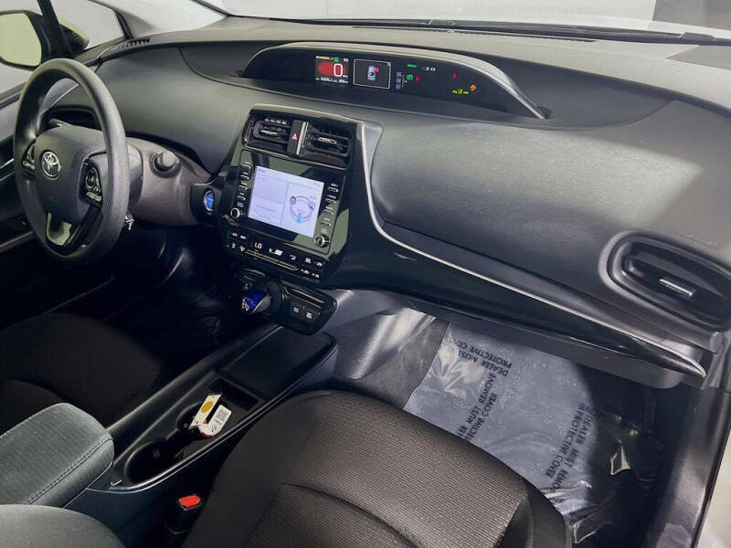 2020 Toyota Prius LE AWD-e