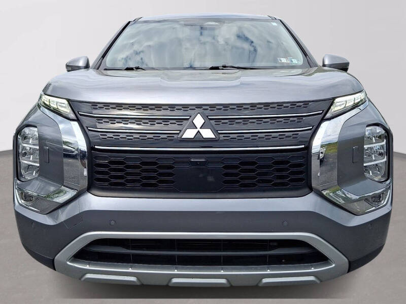 2024 Mitsubishi Outlander