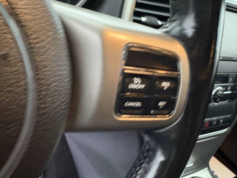 2011 Jeep Grand Cherokee Laredo