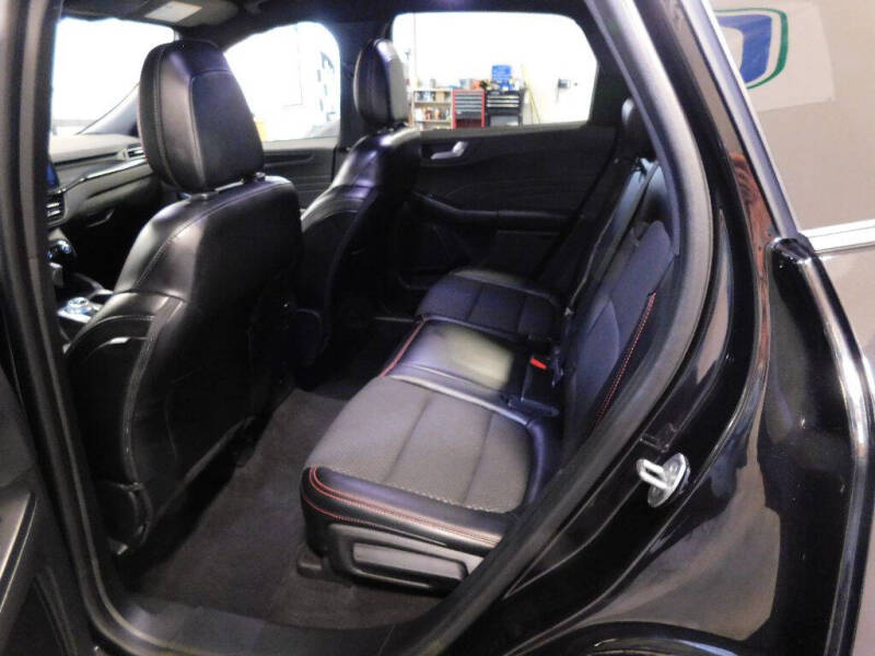 2023 Ford Escape ST-Line Select