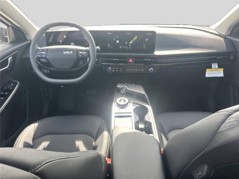 2025 Kia EV6 Light Long Range