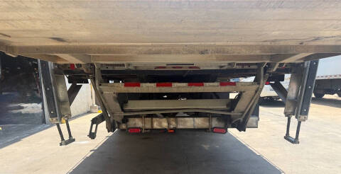 2020 Freightliner M2 106