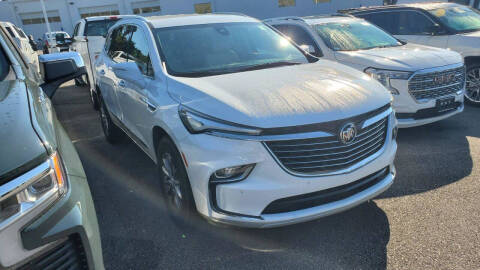 2023 Buick Enclave Essence