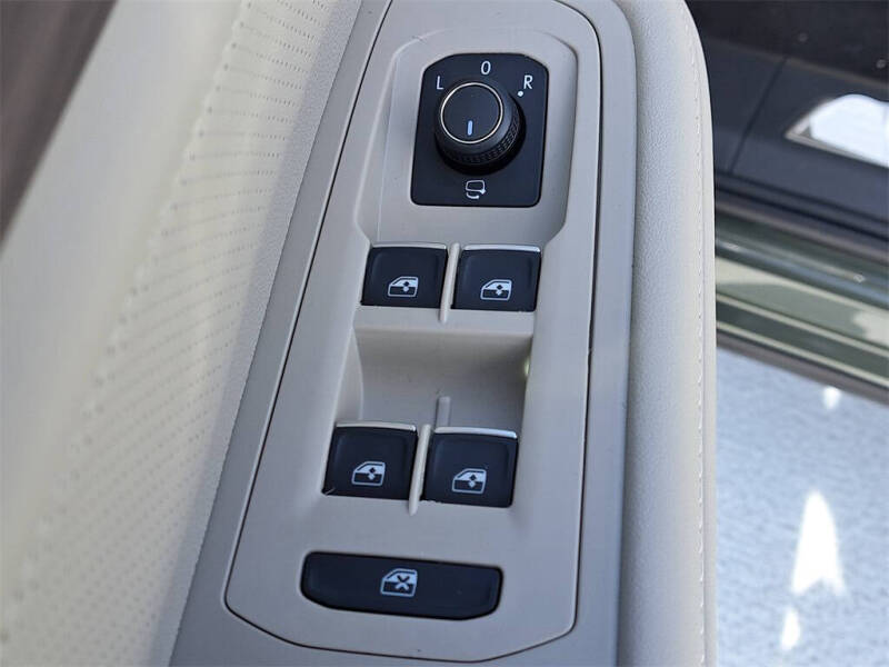 2026 Volkswagen Atlas SEL Premium R-Line 4Motion