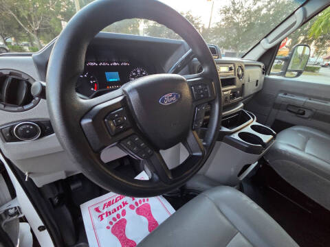 2021 Ford E-Series E-350 SD