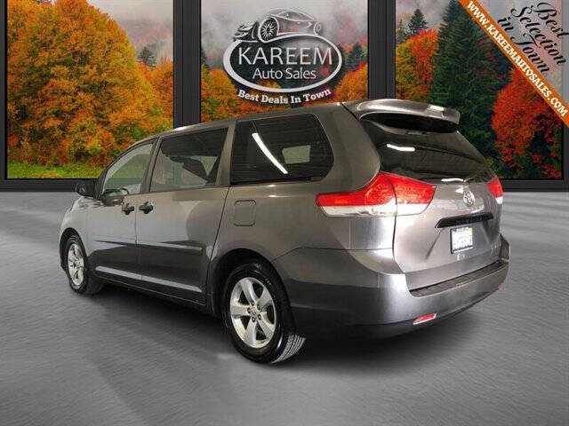 2013 Toyota Sienna L 7-Passenger