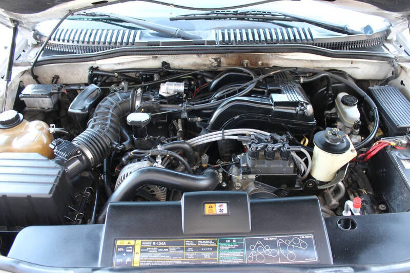 2003 Ford Explorer XLS