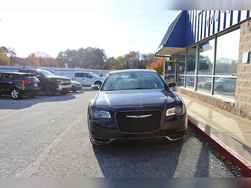 2018 Chrysler 300
