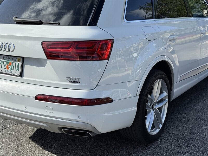 2017 Audi Q7 12