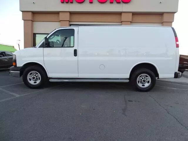 2016 GMC Savana 2500