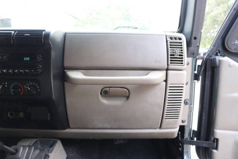 2004 Jeep Wrangler X
