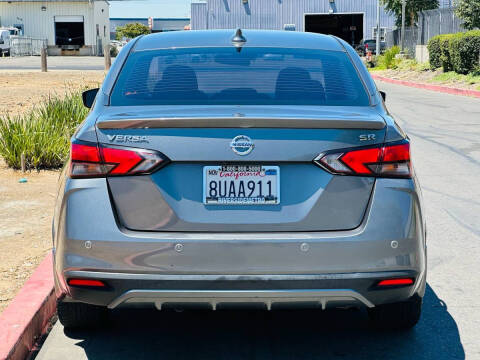 2020 Nissan Versa SR