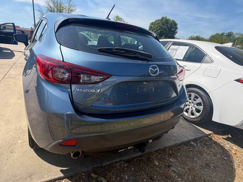 2016 Mazda MAZDA3 i Touring