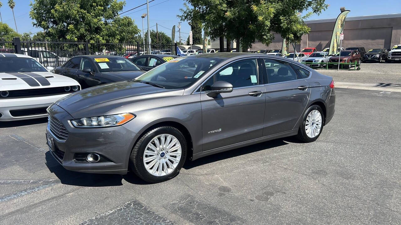 2013 Ford Fusion Hybrid for sale at Auto Plaza in Fresno, CA