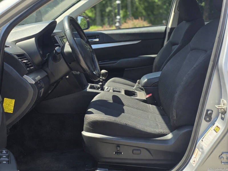 2012 Subaru Outback 2.5i Premium