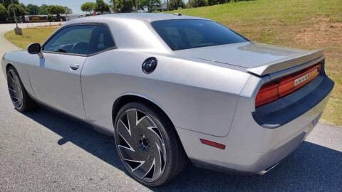 2013 Dodge Challenger SXT