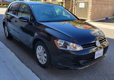 2016 Volkswagen Golf TSI S