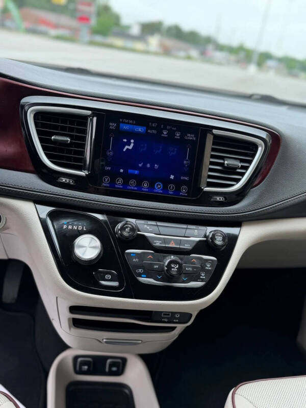 2017 Chrysler Pacifica Limited