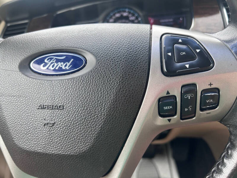 2013 Ford Taurus Limited