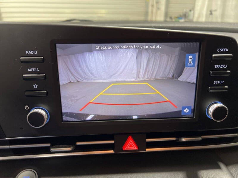 2022 Hyundai Elantra