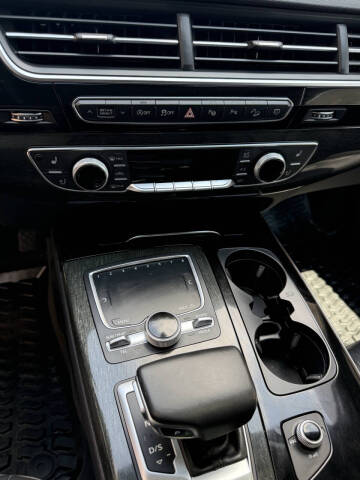 2019 Audi Q7 quattro Prestige 55 TFSI