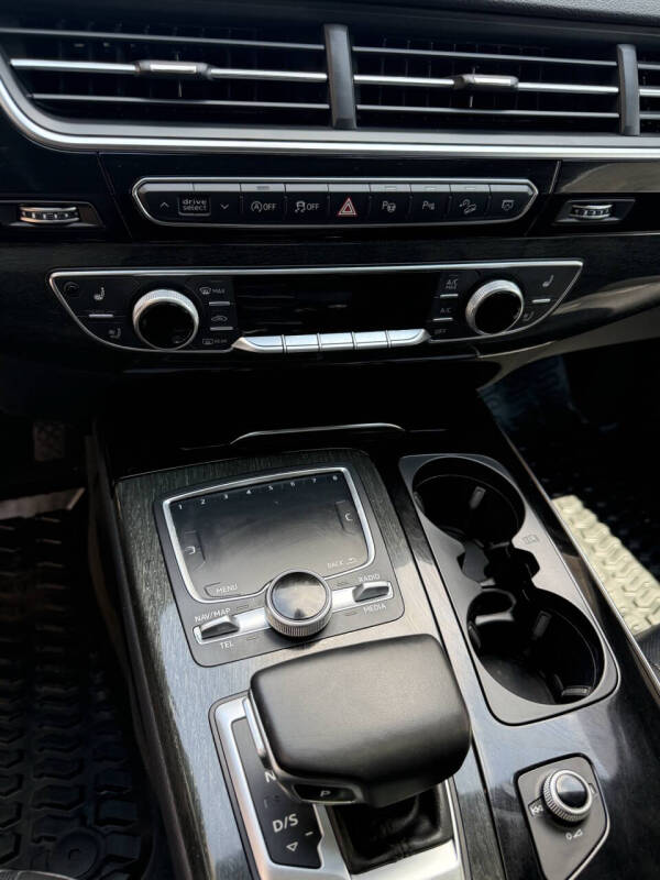 2019 Audi Q7 quattro Prestige 55 TFSI