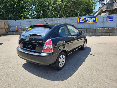 2010 Hyundai Accent GS