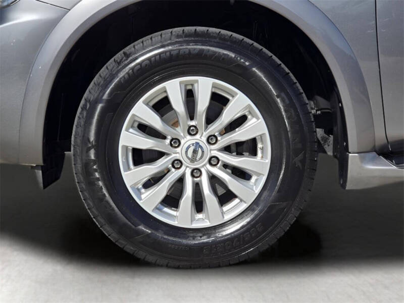 2017 Nissan Armada SV