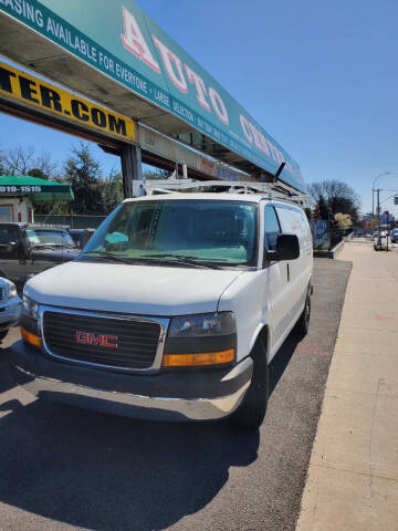2017 GMC Savana 2500