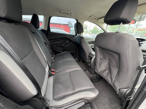 2016 Ford Escape S