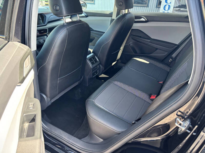 2022 Volkswagen Taos SE