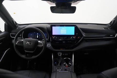 2025 Toyota Highlander XSE