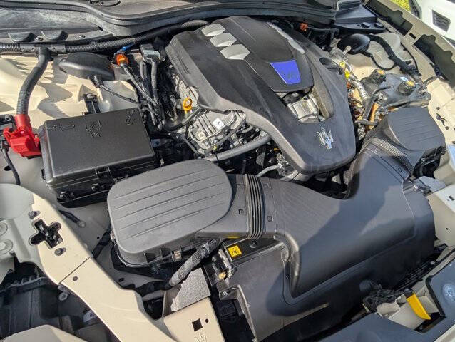 2022 Maserati Ghibli Modena