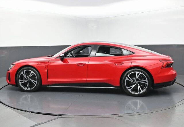 2022 Audi e-tron GT quattro Prestige