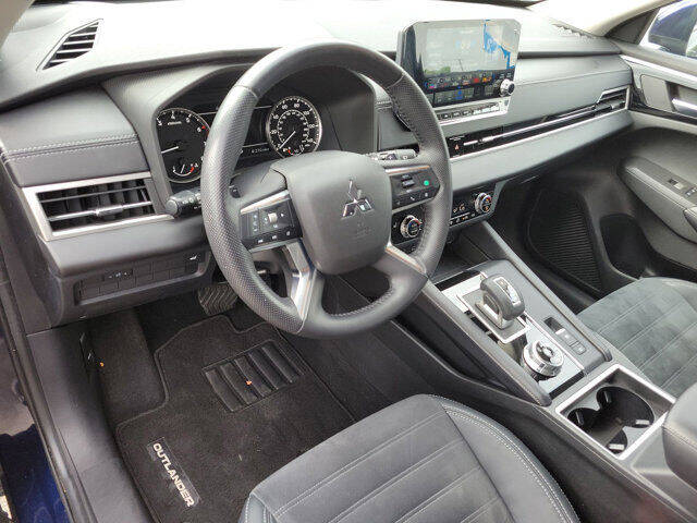 2022 Mitsubishi Outlander